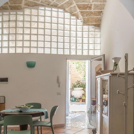 B&B Corte Dei Memoli Di Margiotta Giuseppina Lecce Kültér fotó