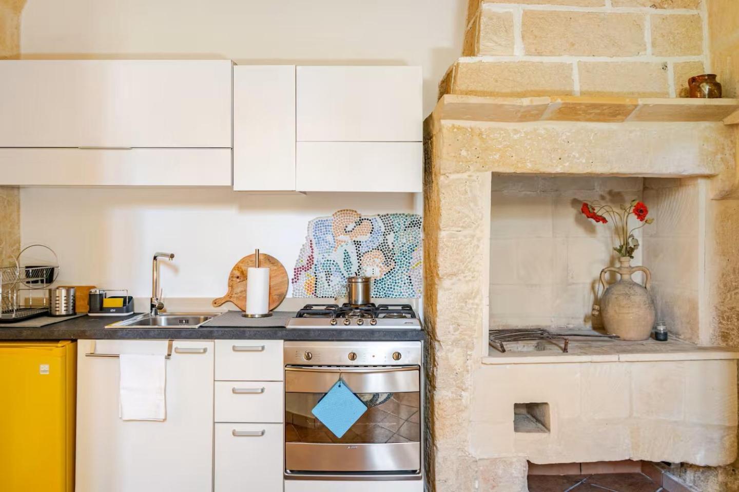 B&B Corte Dei Memoli Di Margiotta Giuseppina Lecce Kültér fotó