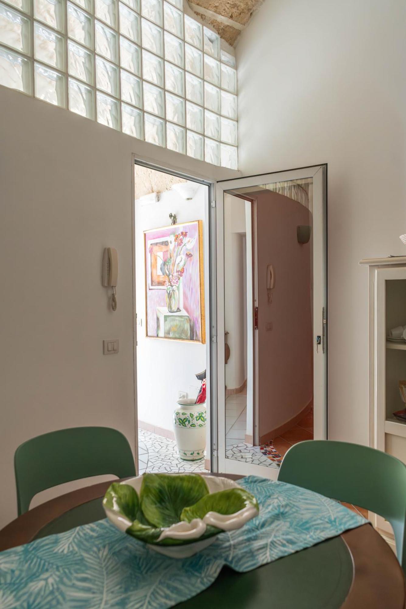 B&B Corte Dei Memoli Di Margiotta Giuseppina Lecce Kültér fotó